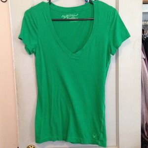 Green American eagle v-neck top sz Med