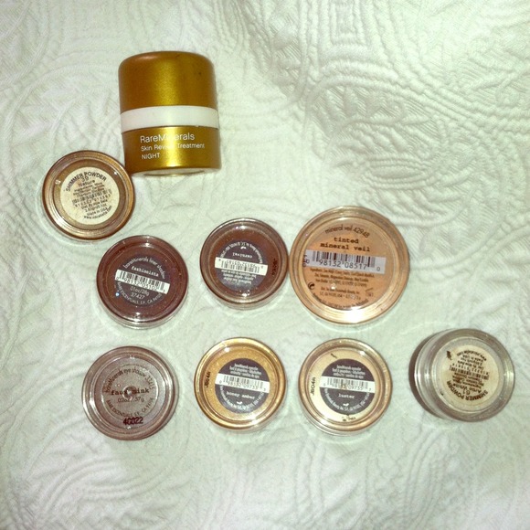 🔴SOLD Bare Minerals eyeshadows & treatment Bundle - Picture 1 of 3