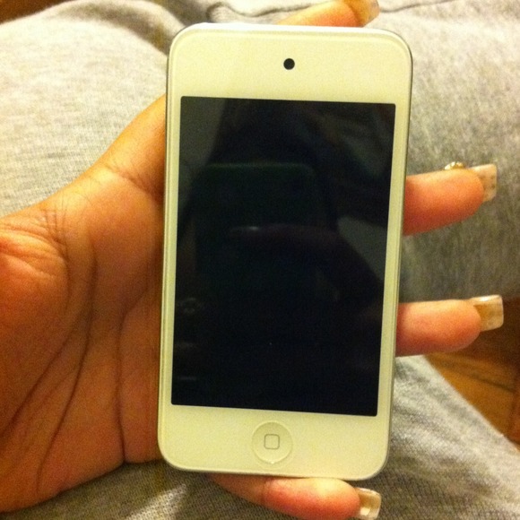 White iPod touch