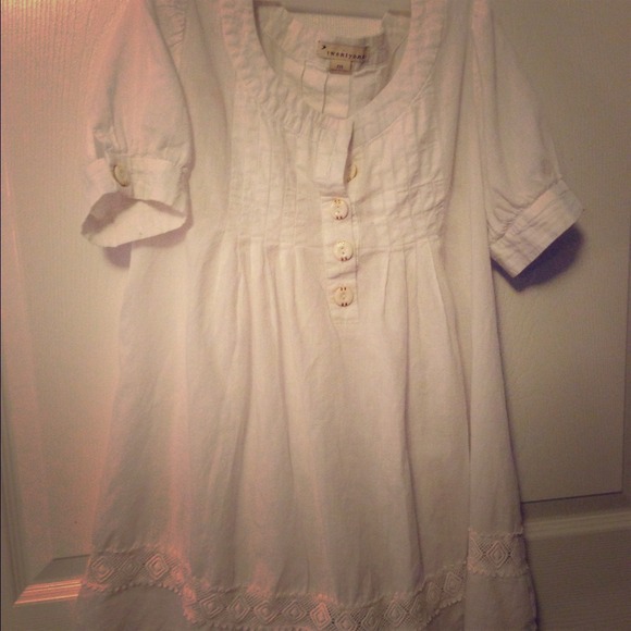 💌Sold💌Really cute vintagey forever 21 top