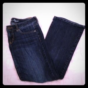American Eagle jeans size 8.