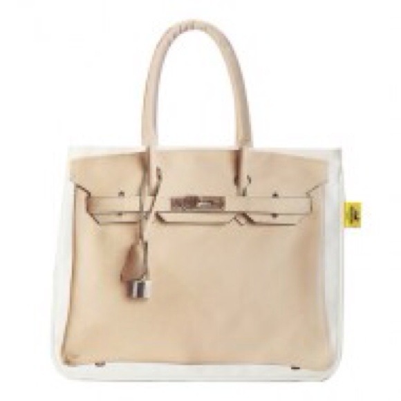 Brand new Banane Taipei bag with dust bag tags