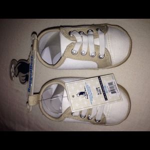 Brand new 9-12 months baby shoes