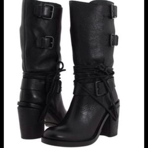 Vince Camuto Skylas boots