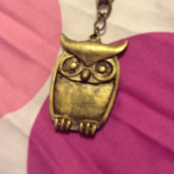 Necklace - Picture 2 of 3