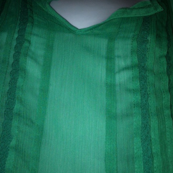 ❌Sold❌Sheer Top - Picture 2 of 2
