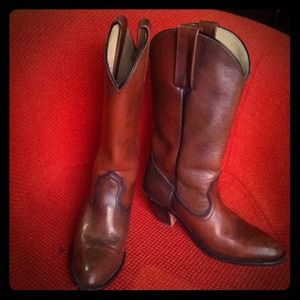 Imagine those boots in your cut off jean shorts!