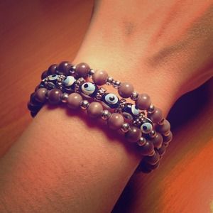 Wrap around Eye Bracelet 🌀