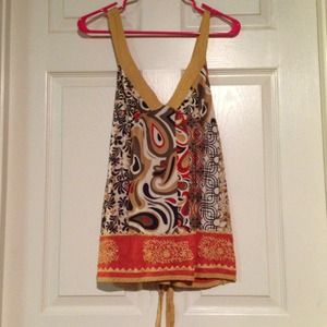 Fabulous yellow tank!