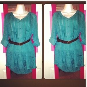 Teal Blouse w/brown Belt