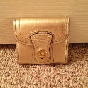 REDUCED Leather Tri fold Coach wallet