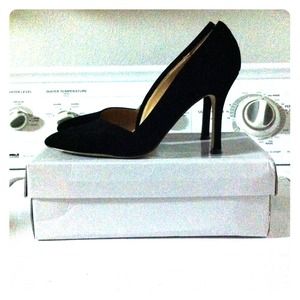Zara look-a-like Asymmetric Pumps!!!