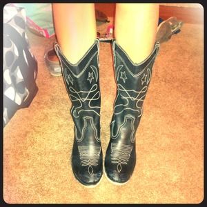 Black aldo cowboy boots