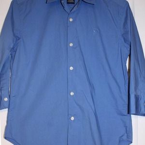 Ralph Lauren slim fit. Only worn once. 3/4 sleeves