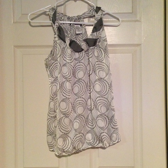 White and grey tank with bow on the back