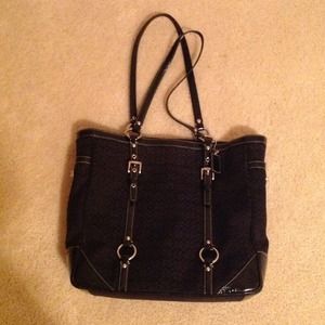 Beutiful Coach handbag!