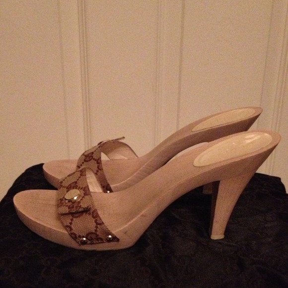 Gucci - Picture 2 of 4