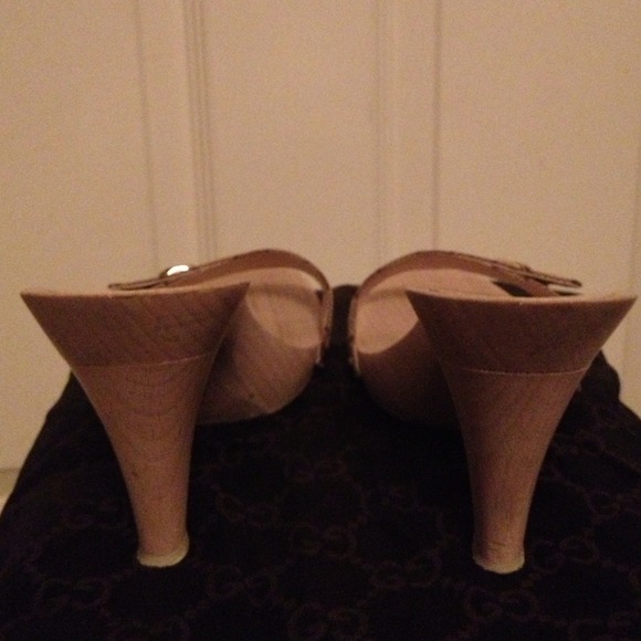 Gucci - Picture 3 of 4