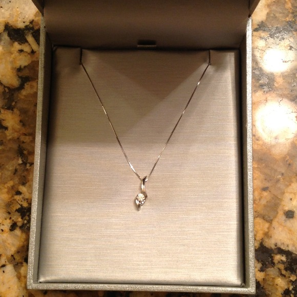 Diamond Solitaire Pendant