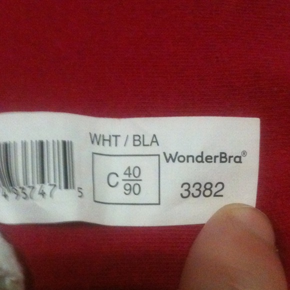 White wonder bra! - Picture 3 of 3