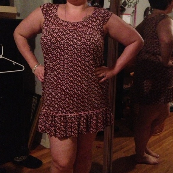 Kensie dress pic on