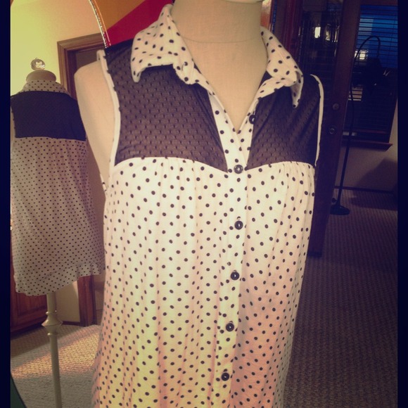 Cute polka dot & lace top