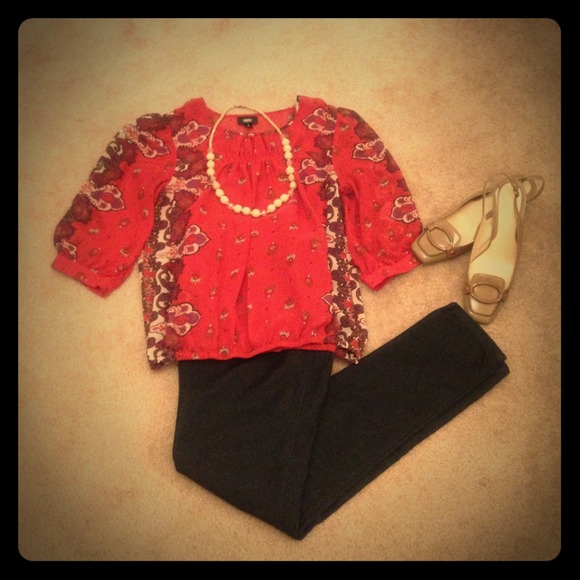 ♦Sold!!! Sheer boho chic top.