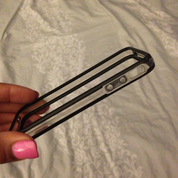 Bumper phone case for iPhone 4/4s I loved it!