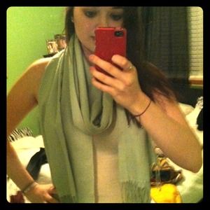 Mint green scarf!