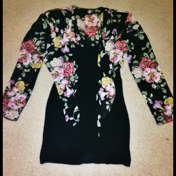 Vintage Floral Dress - Picture 2 of 3