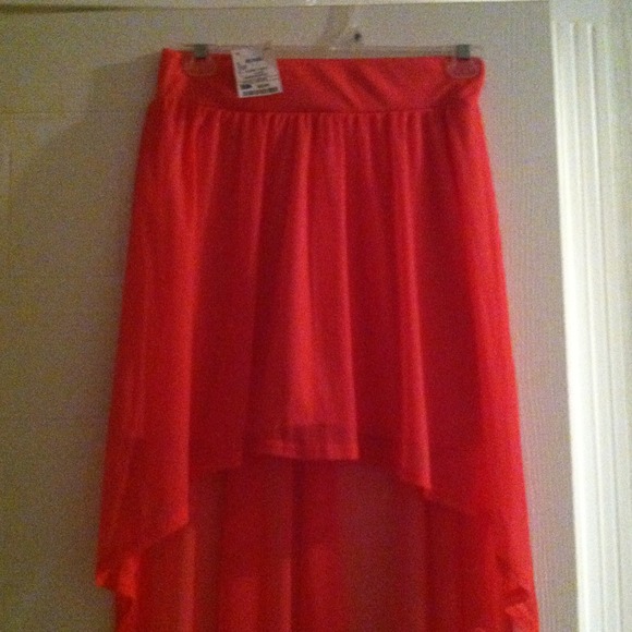 Hot pink high/low skirt! Never been worn! - Picture 1 of 1