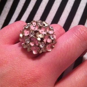 ⚡SOLD⚡Flower Ring