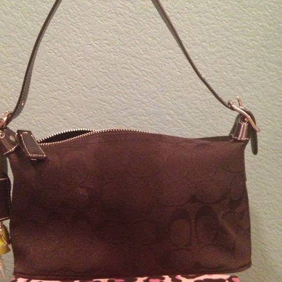 📳SOLD TO BFF📳Authentic Coach