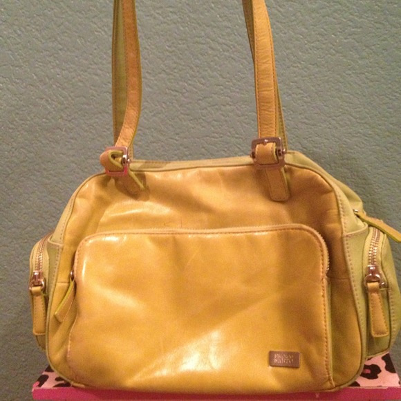 TRADED❤ Franco Sarto bag perfect for spring!❤