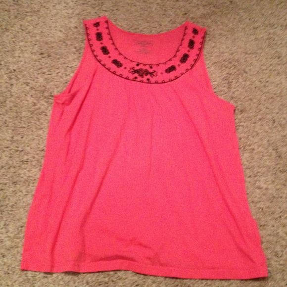 Pink tank