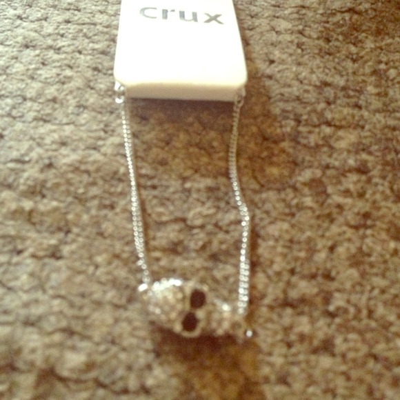 Silver skull bracelet