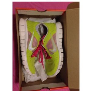 Nike Free Run youth size