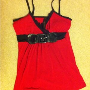 Cute top with belt