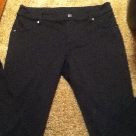 💥SOLD💥Black Jeggings