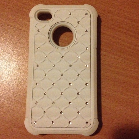 🚫BUNDLED 🚫White IPhone 4/4S Case