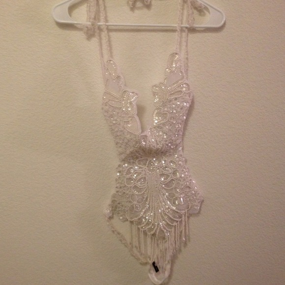 leg avenue  Other - Lingerie bodysuit sequence