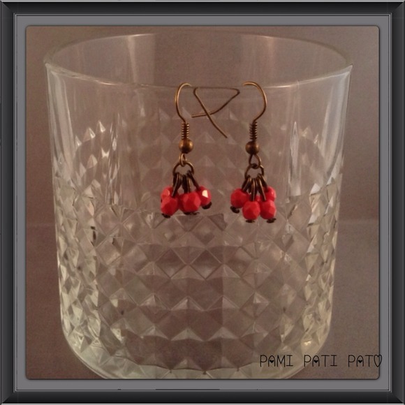 Earrings - Picture 4 of 4