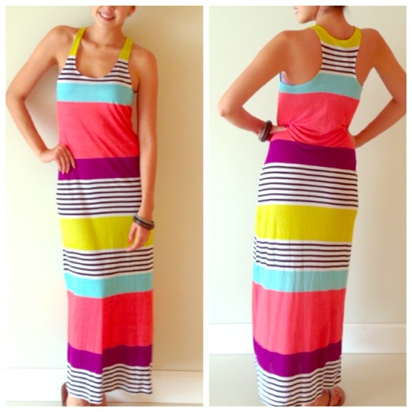 Dresses & Skirts - Gorgeous Striped Maxi Dress Racer Back Small