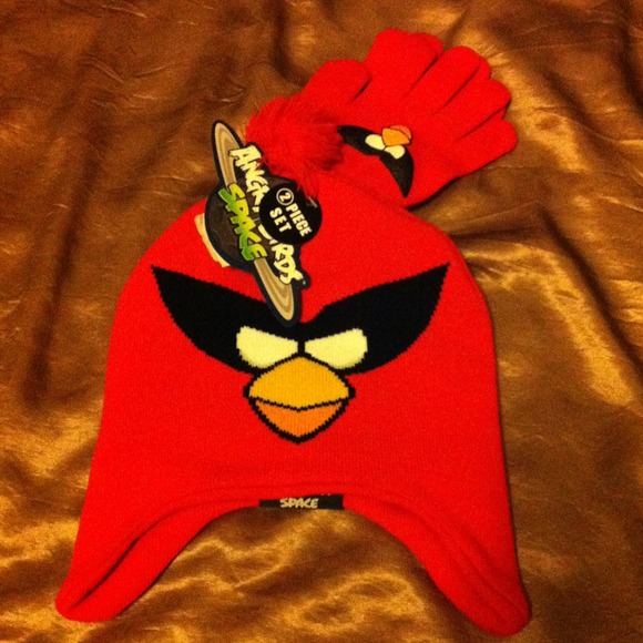 Red  angry bird 2 piece hat gloves