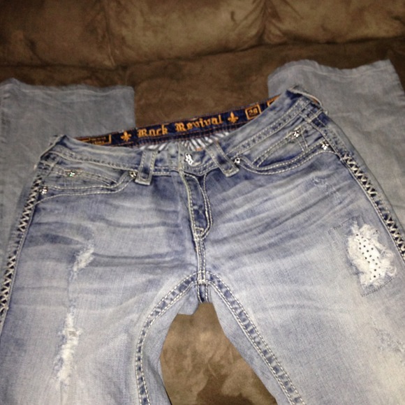 Sold⛔Bootcut rock revival jeans 29/32