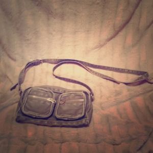 American Eagle Crossbody bag!