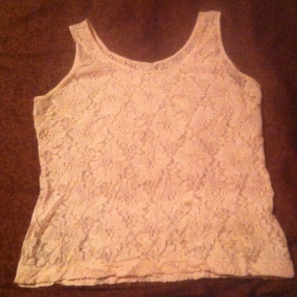 Tops - 🎉🎉🎉sold in bundle🎉🎉🎉