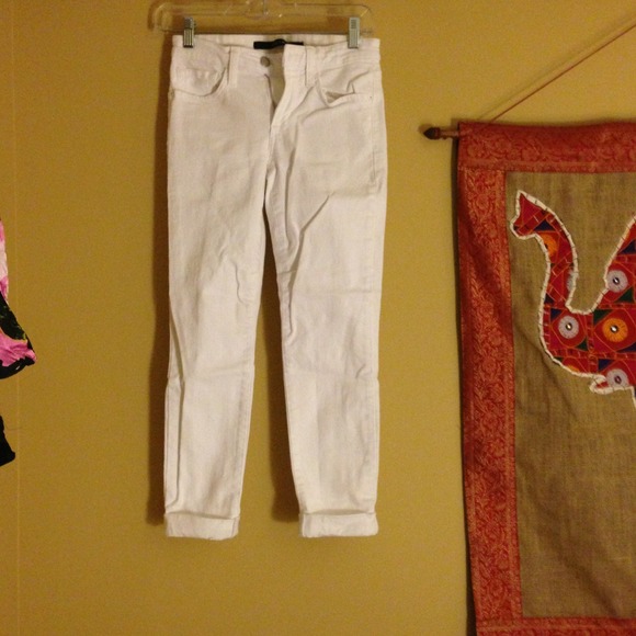 Joes Cuffed White Denim Caprees