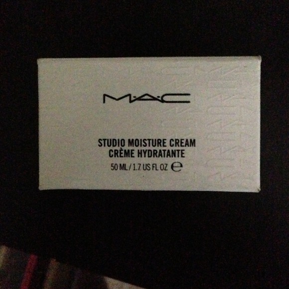 ❌SOLD❌ Mac Studio Moisture Cream