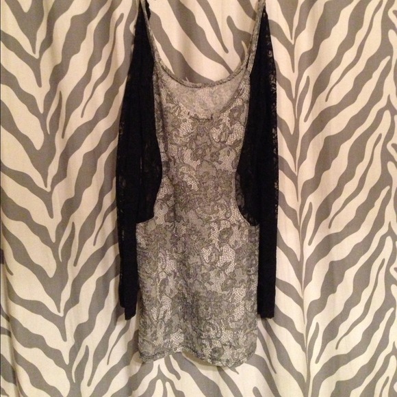 ✋NO LONGER AVAILABLE✋Arden B. lace dress
